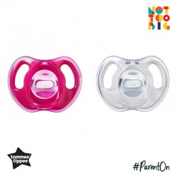 Tommee Tippee Ultra-Light Silicone Soother 18-36m - 2pk (Pink)