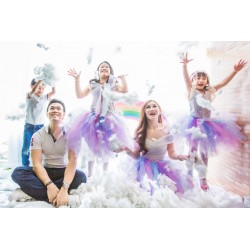Goosebumps Studio Family Photography